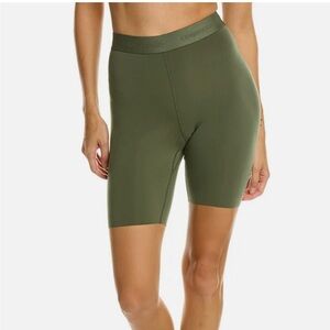 Commando Breathe Hi-Rise Bike Short